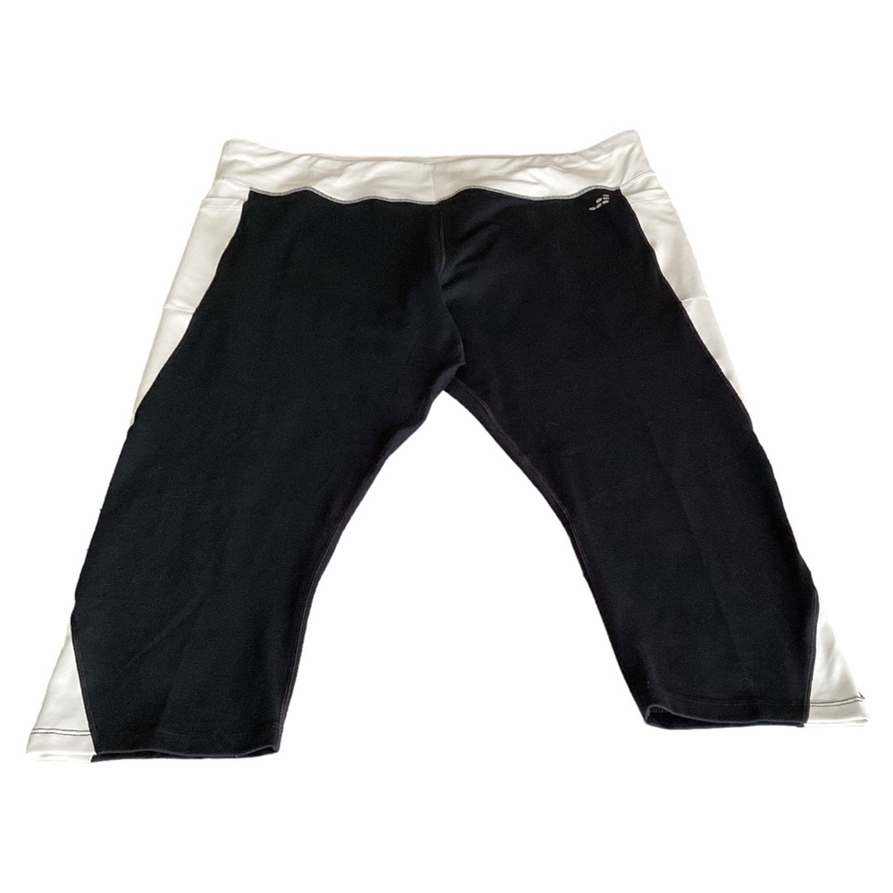 BCG Black & White Side Pockets High Rise Cropped Athletic Leggings Plus Size 3X